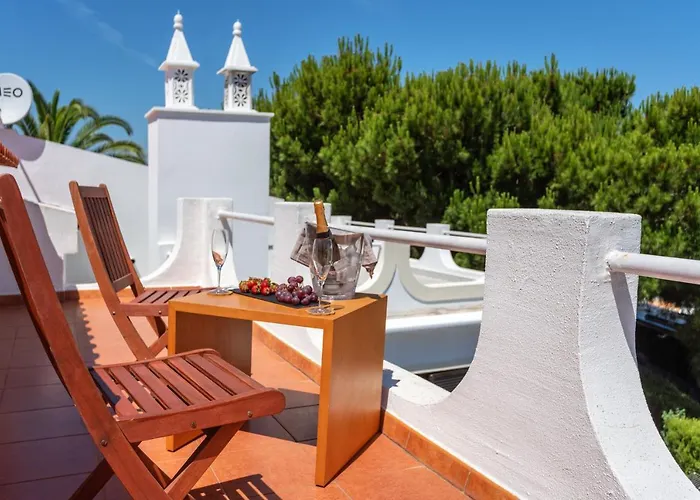 Dom wakacyjny Casa Alegria - Alporchinhos House With Pool Porches (Algarve)